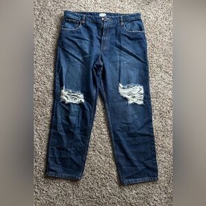 The Drop Women’s Blue Distressed Jeans. NWT.